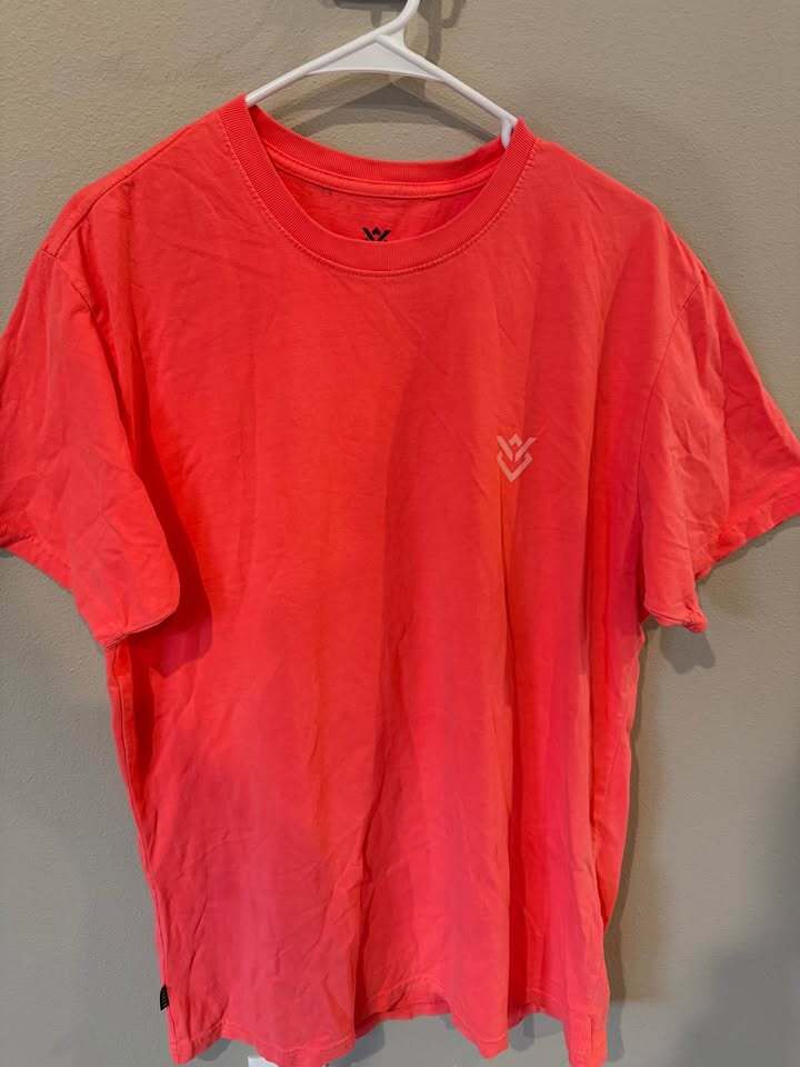 Veece Graphic T-Shirt - Men's Large - PRICE DROP!