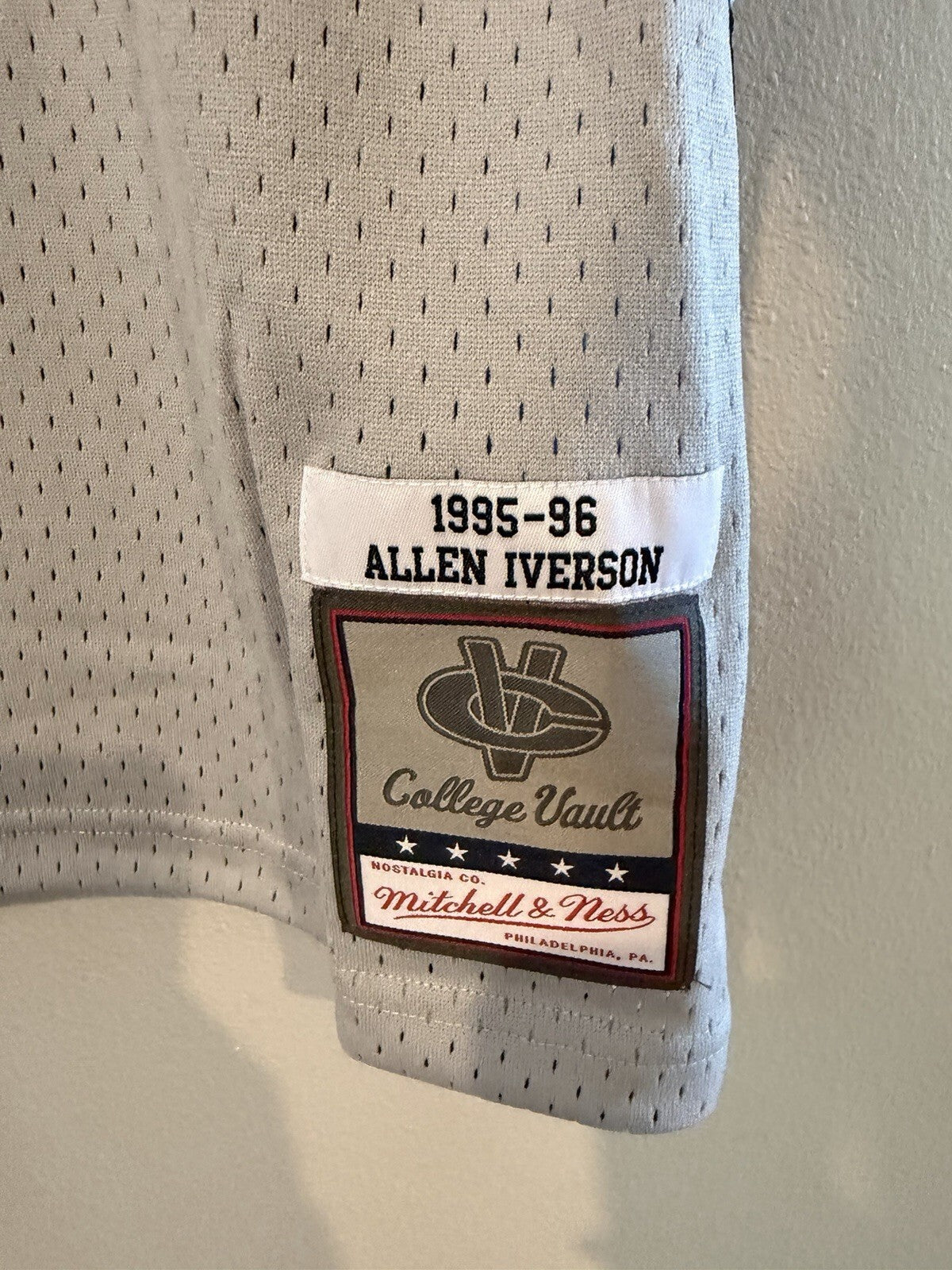 Allen Iverson #3 - Georgetown Hoyas - Swingman - Men's Med - PRICE DROP!