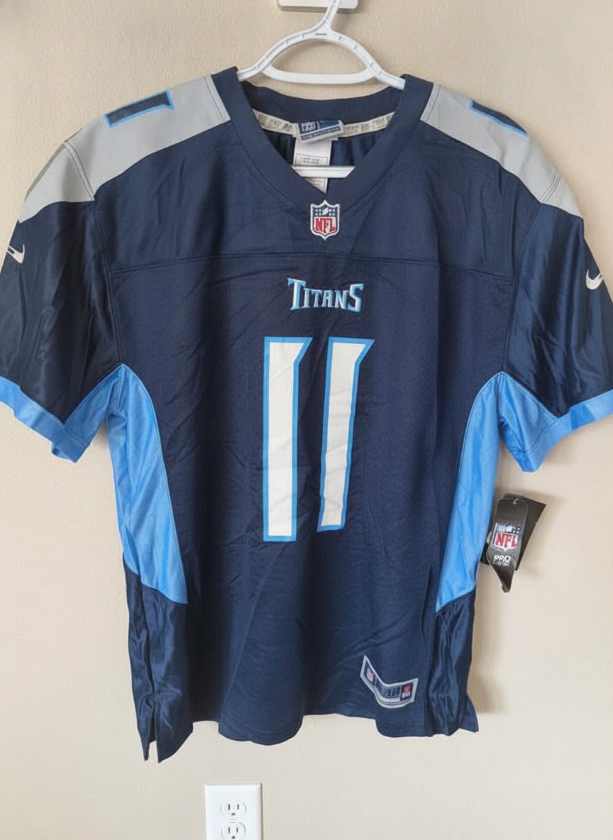 Tennessee Titans - A.J. Brown-  YOUTH XL