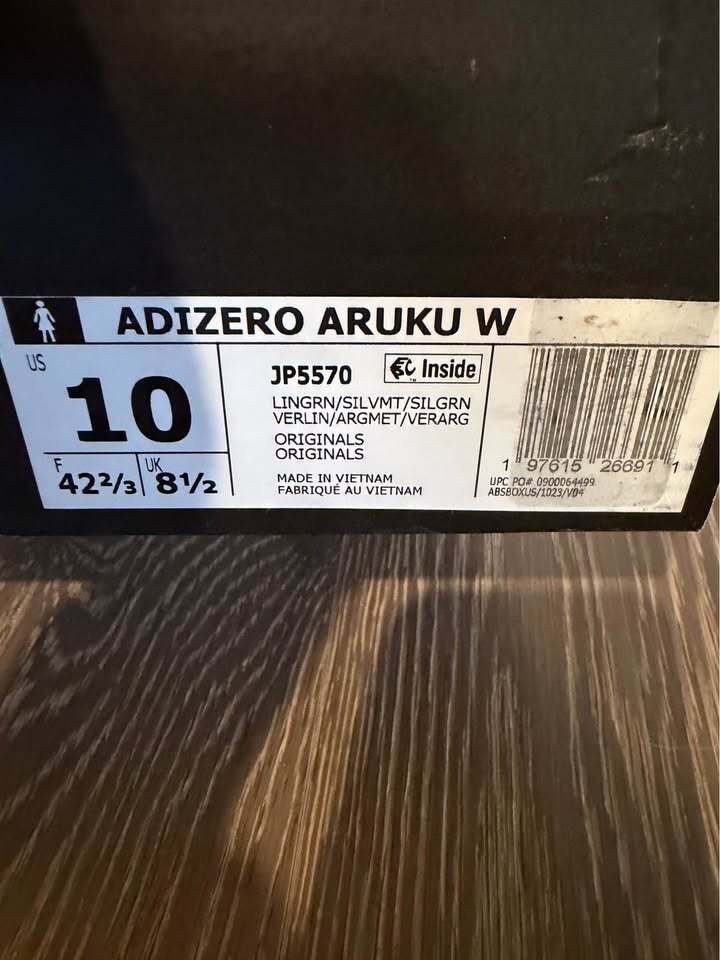 adidas Adizero Aruku Running Shoes Unisex! 10 Women/9 Mens