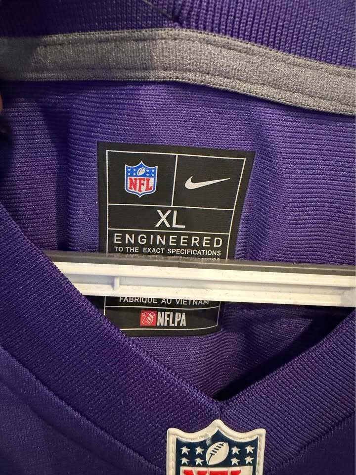 Baltimore Ravens - Lamar Jackson #8 - Youth XL