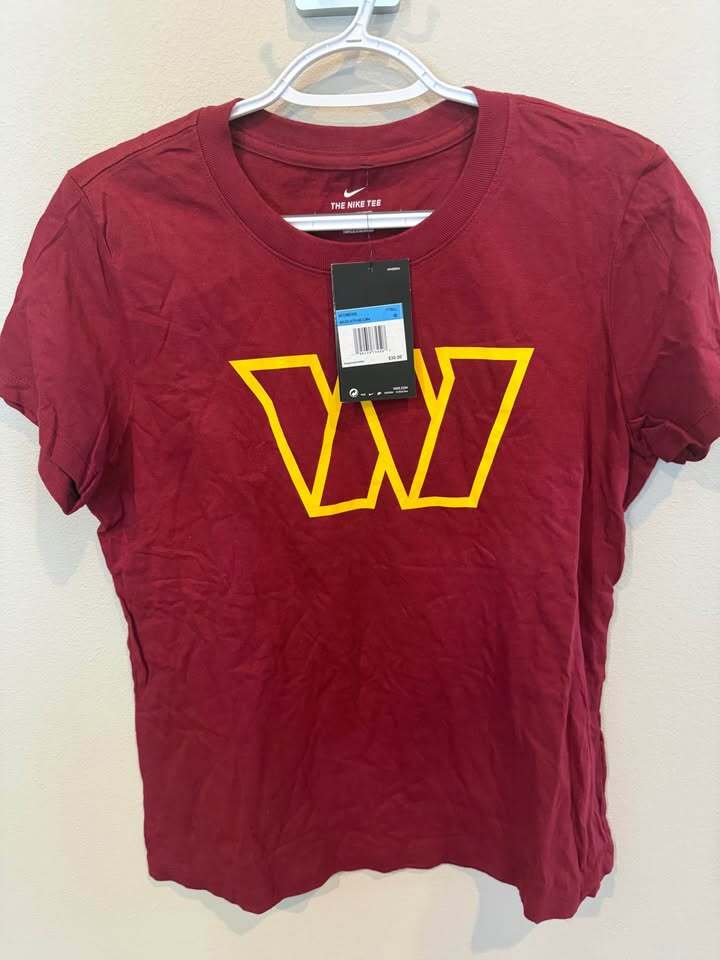 Washington Commanders Women's T-Shirt- Women's Size Med