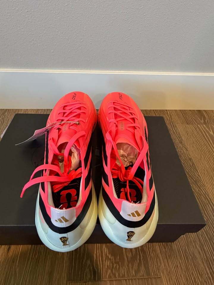 F-50 Hyperfast Pro - 10.5 Men/11.5 women