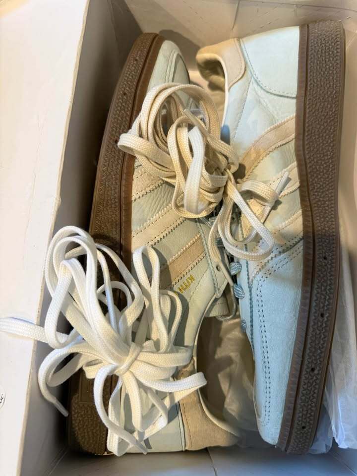 Kith Classics Collab Handball Spezial - Men’s 10/Women’s 11 UNISEX.