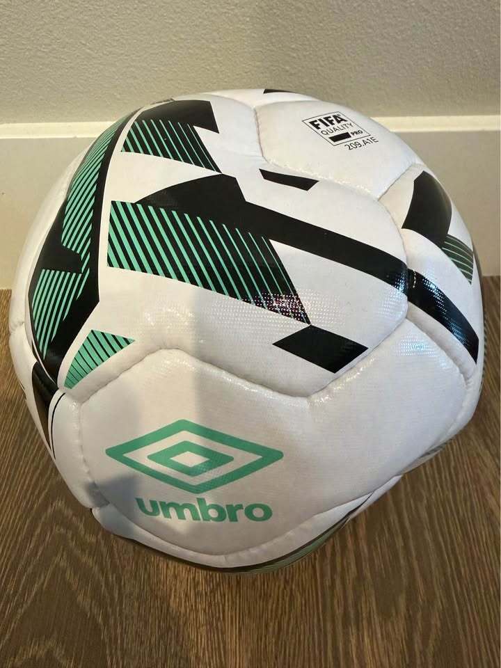 Umbro FIFA Quality Size 5 Pro Soccer Ball - PRICE DROP!!