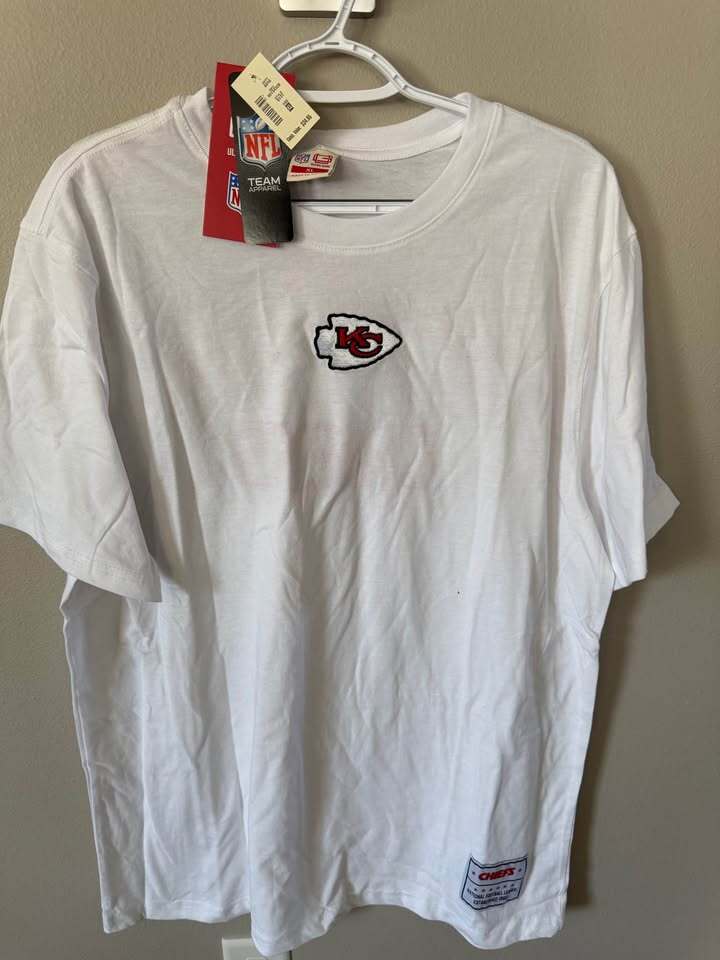 Kansas City Chiefs T-Shirt - Men's XL