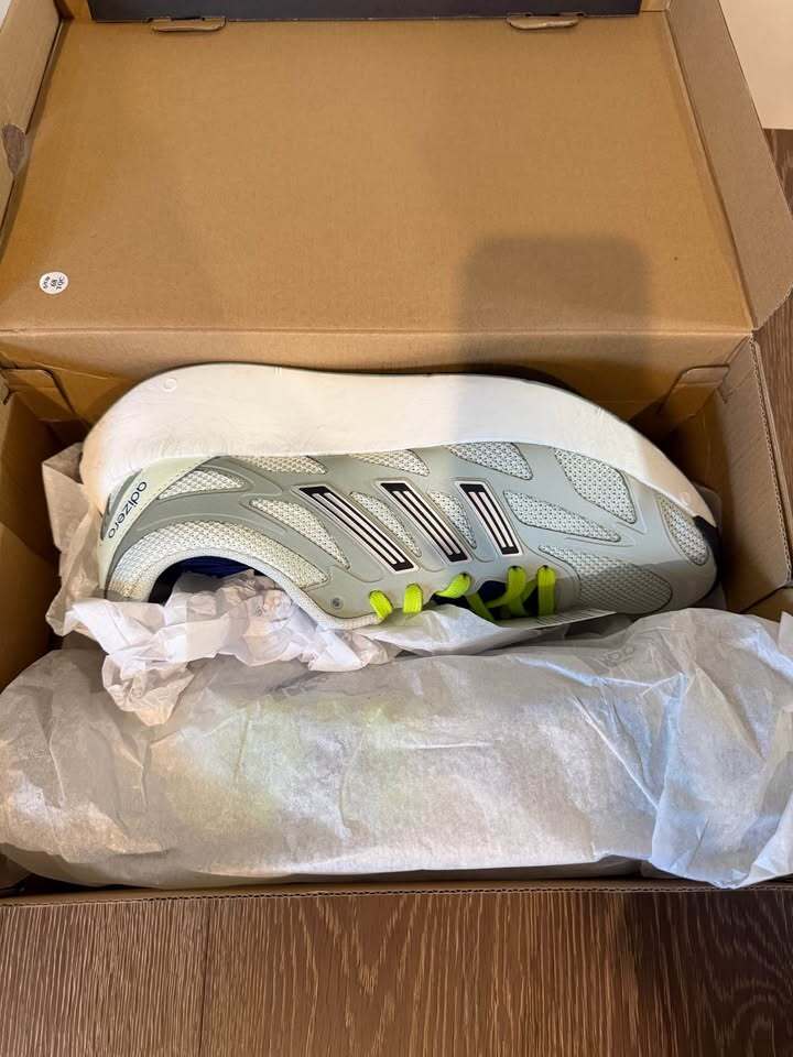 Adidas Adizero Aruku Running Shoes Women’s 10/Men’s 9 Unisex