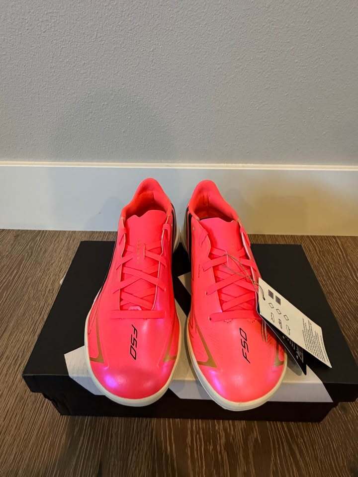 Adidas F50 Kids Turf Soccer Shoes Size 13.5K