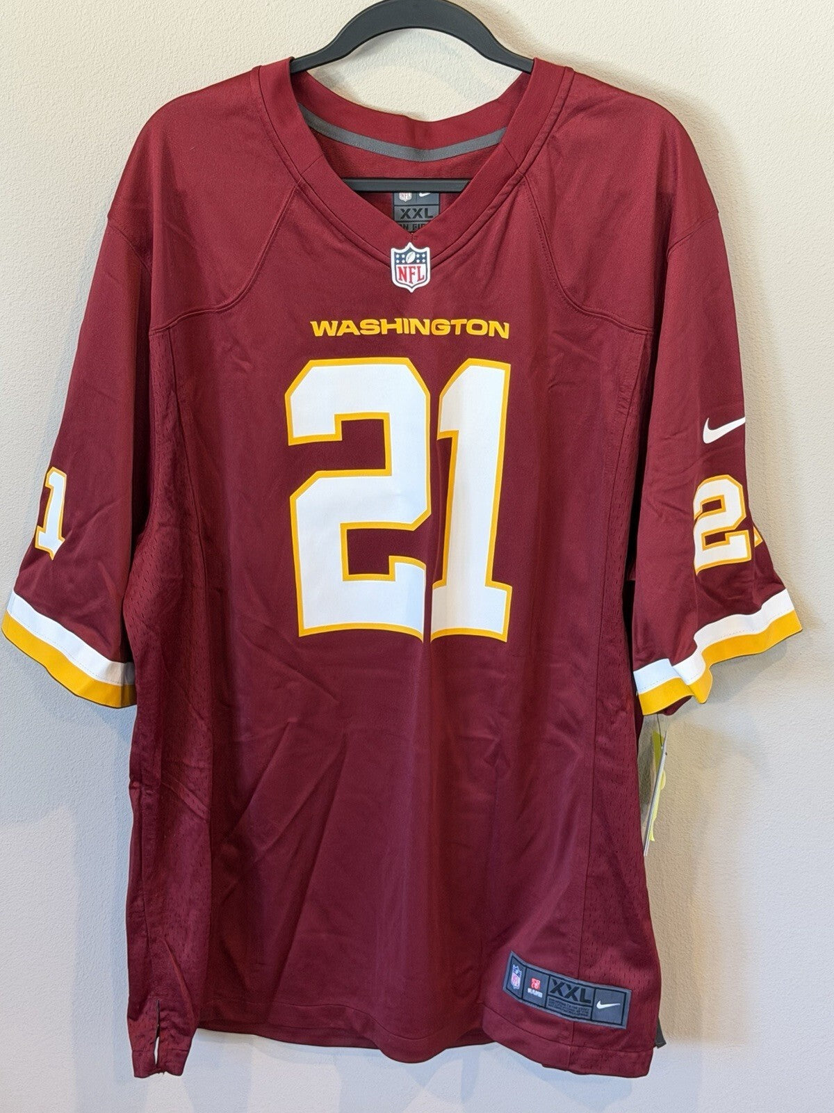 Sean Taylor Washington Redskins Size 2XL Men’s and 3XL WOMEN’S.