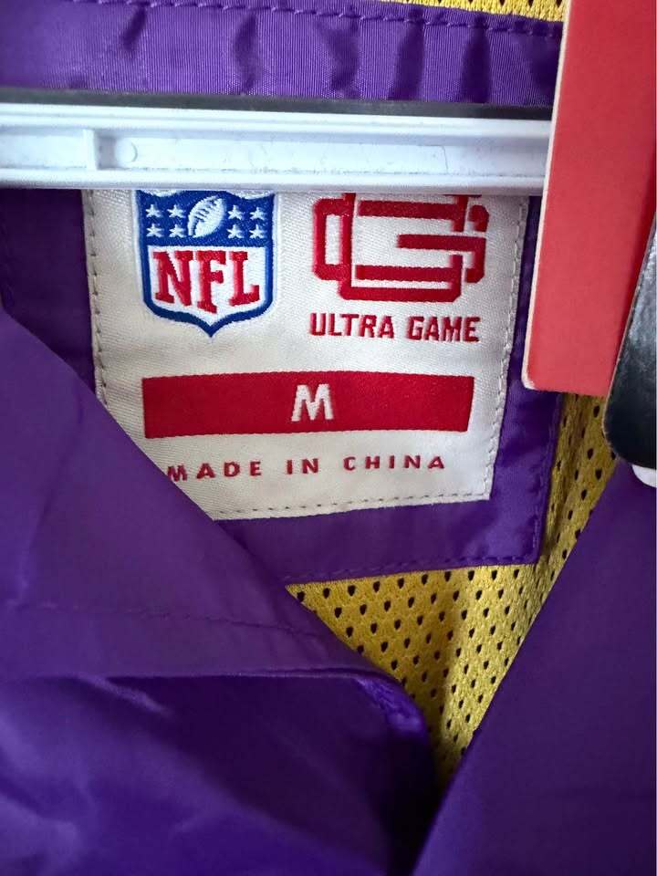 Minnesota Vikings Coaches Jacket - Men’s Medium