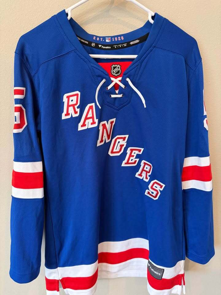 Ryan Lindgren #55 - New York Rangers - Women's Small - NWOT