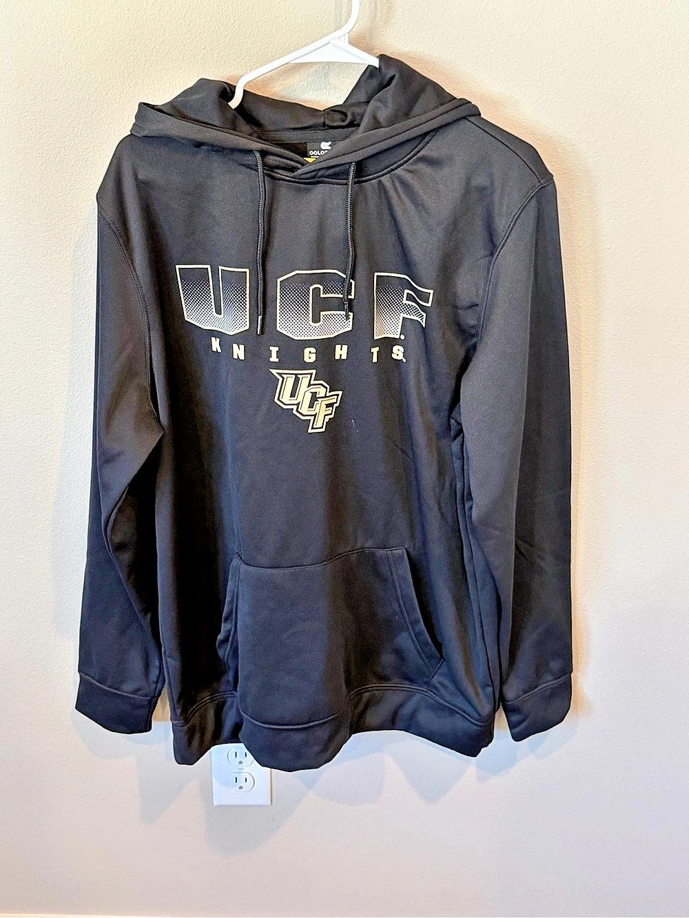 Colosseum UCF Knights Hoodie - Large Men’s XL Women’s - NWOT