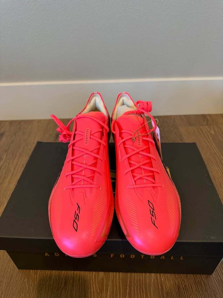 F-50 Hyperfast Elite Cleats Men's 12/Women's 13