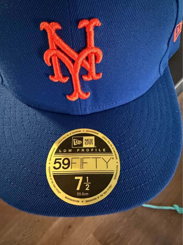 New York Mets - Fitted Low Profile Hat - 7 1/2