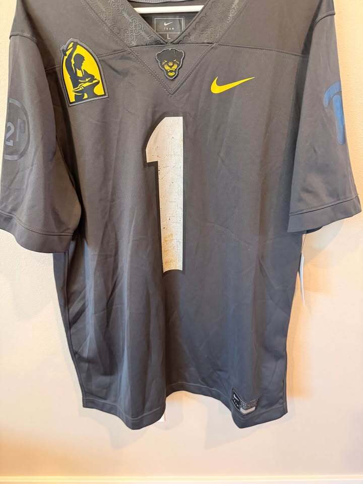 Pitt Panthers Football Jersey Size Men’s Large