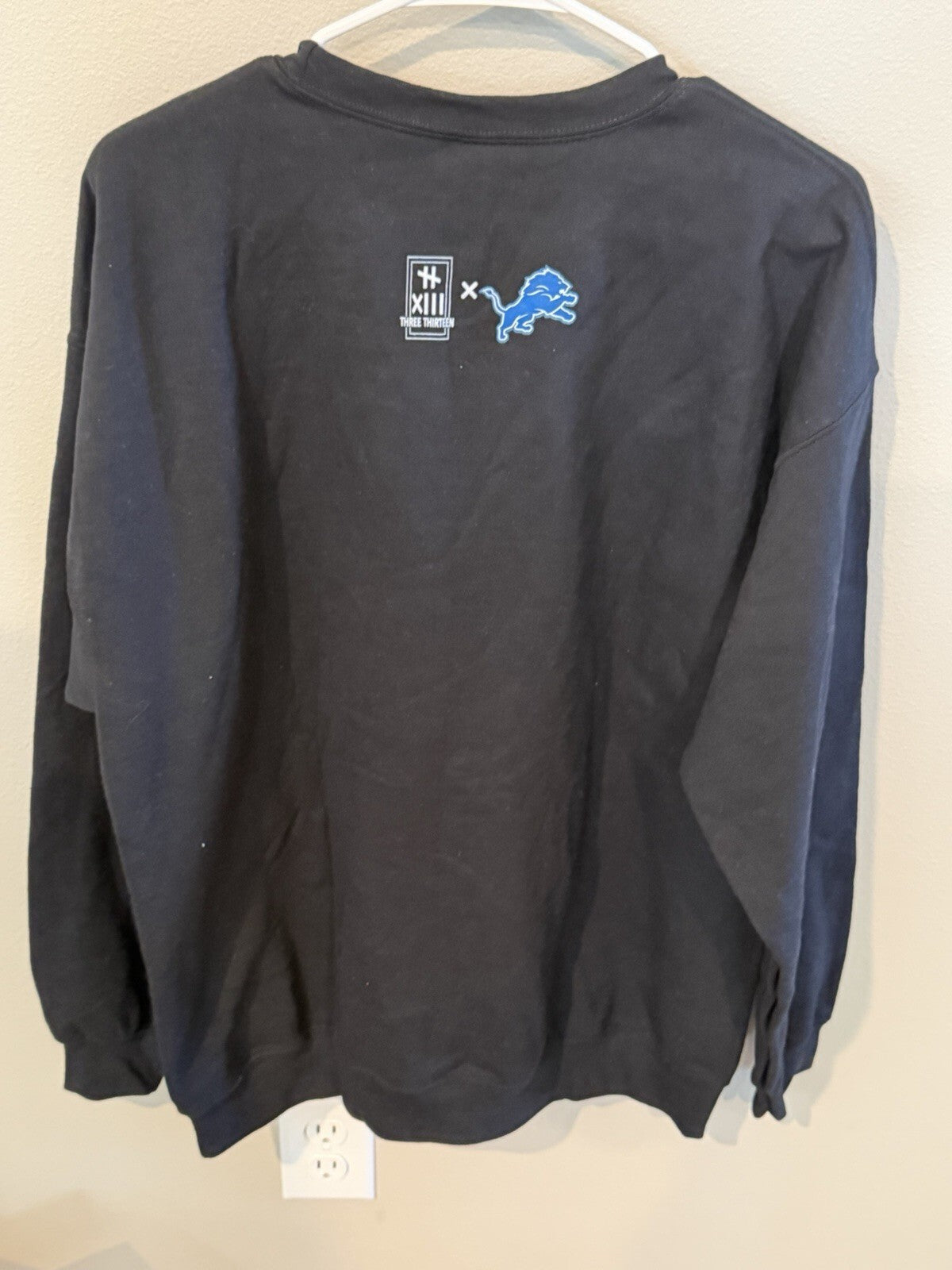 Detroit Lions "Detroit Raised Me" Crewneck - Men's Large - PRICE DROP!