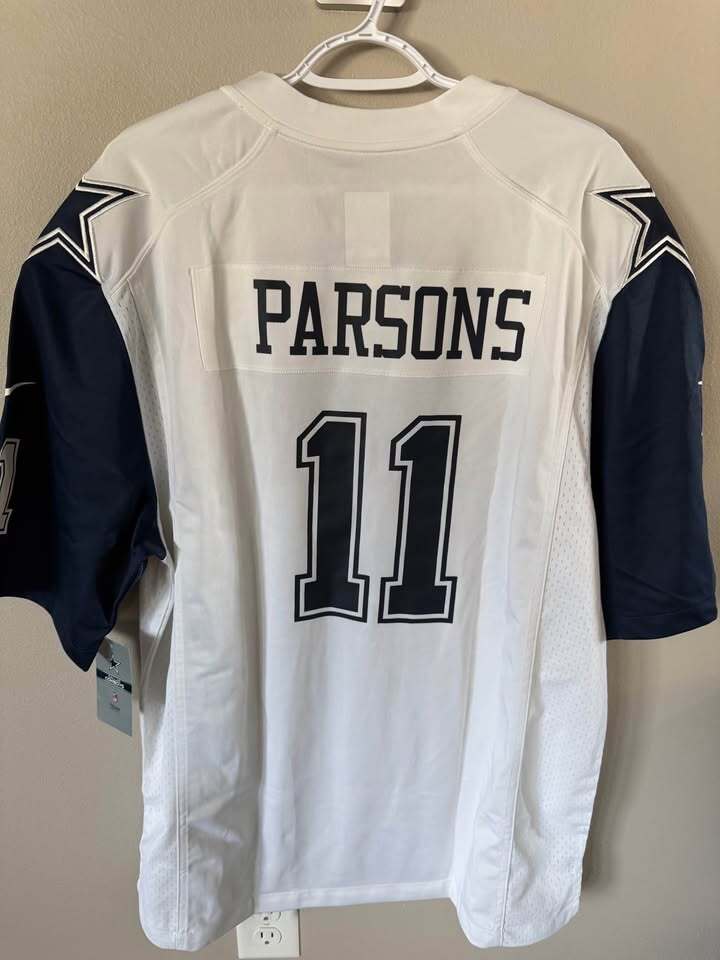 Dallas Cowboys- Micah Parsons #11 - Men's XL - PRICE DROP!!