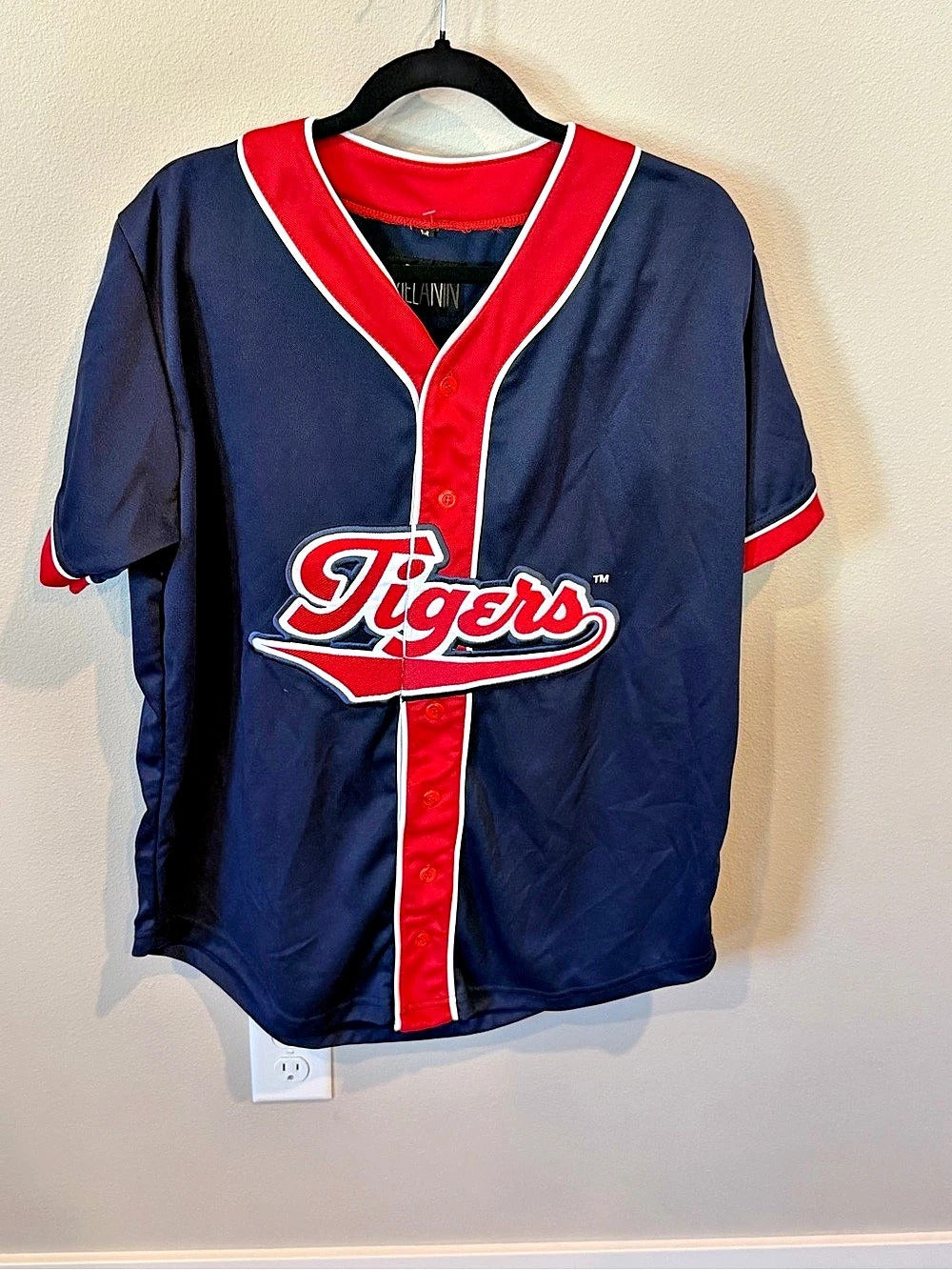 Detroit Tigers 77 jersey Blue & Red - Men’s Medium - NWOT