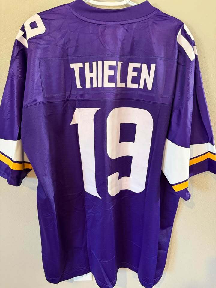 Minnesota Vikings Adam Thielen #19 Jersey - Men's 2XL