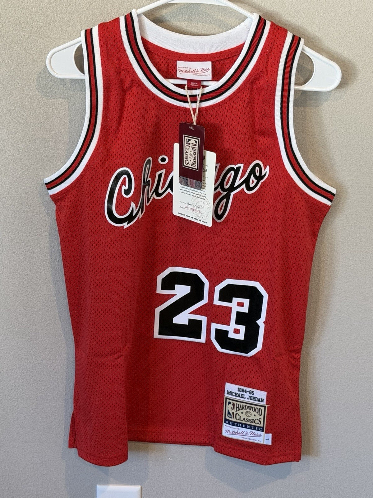 Michael Jordan Youth Large Basketball Jersey Chicago Bulls. Mitchell & Ness