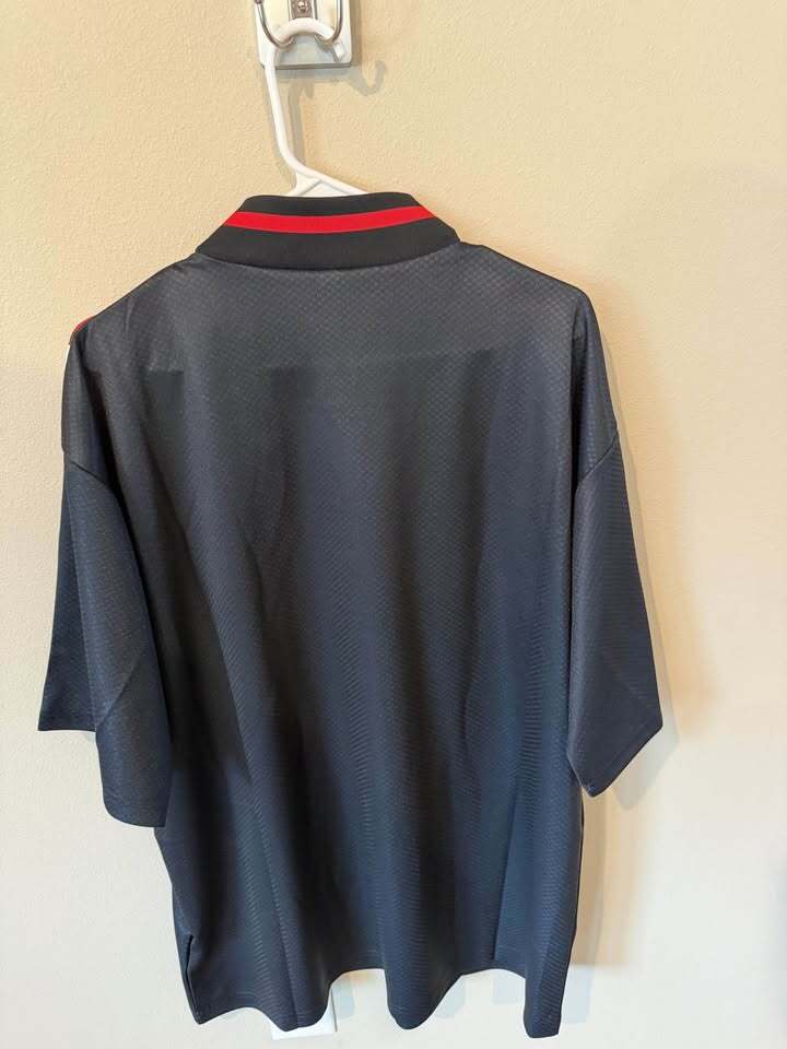 Manchester United Jersey - Men's XL