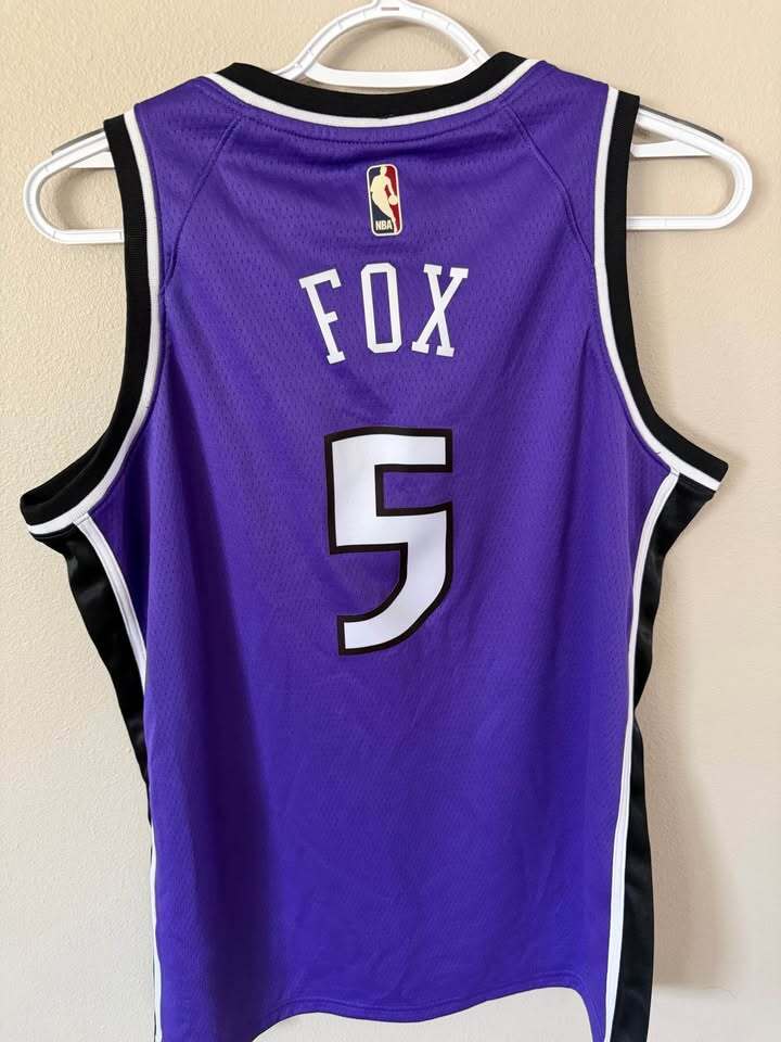 De'Aaron Fox - Sacramento Kings Classic - Youth Large (14/16)