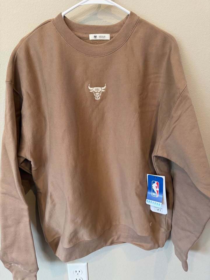 Chicago Bulls Women's Crewneck - Medium