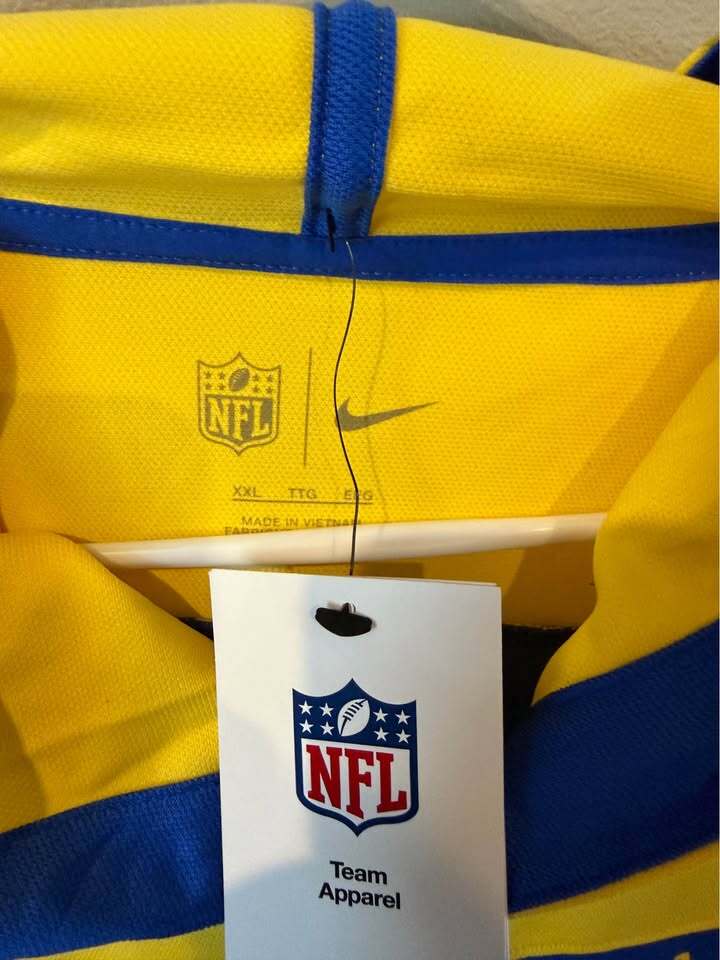 LA Rams Hoodie - Size Men's XXL/Women's 3XL