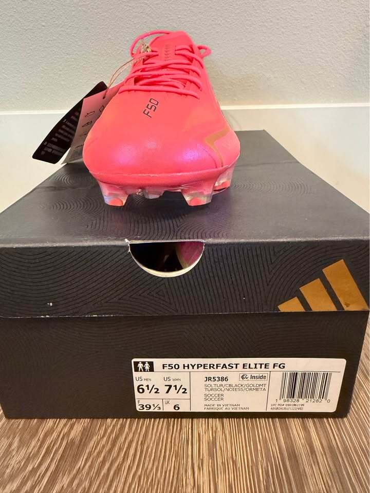 Adidas FIFA F50 Elite FG Messi Triunfo Estelar - US Men 6.5/Women 7.5