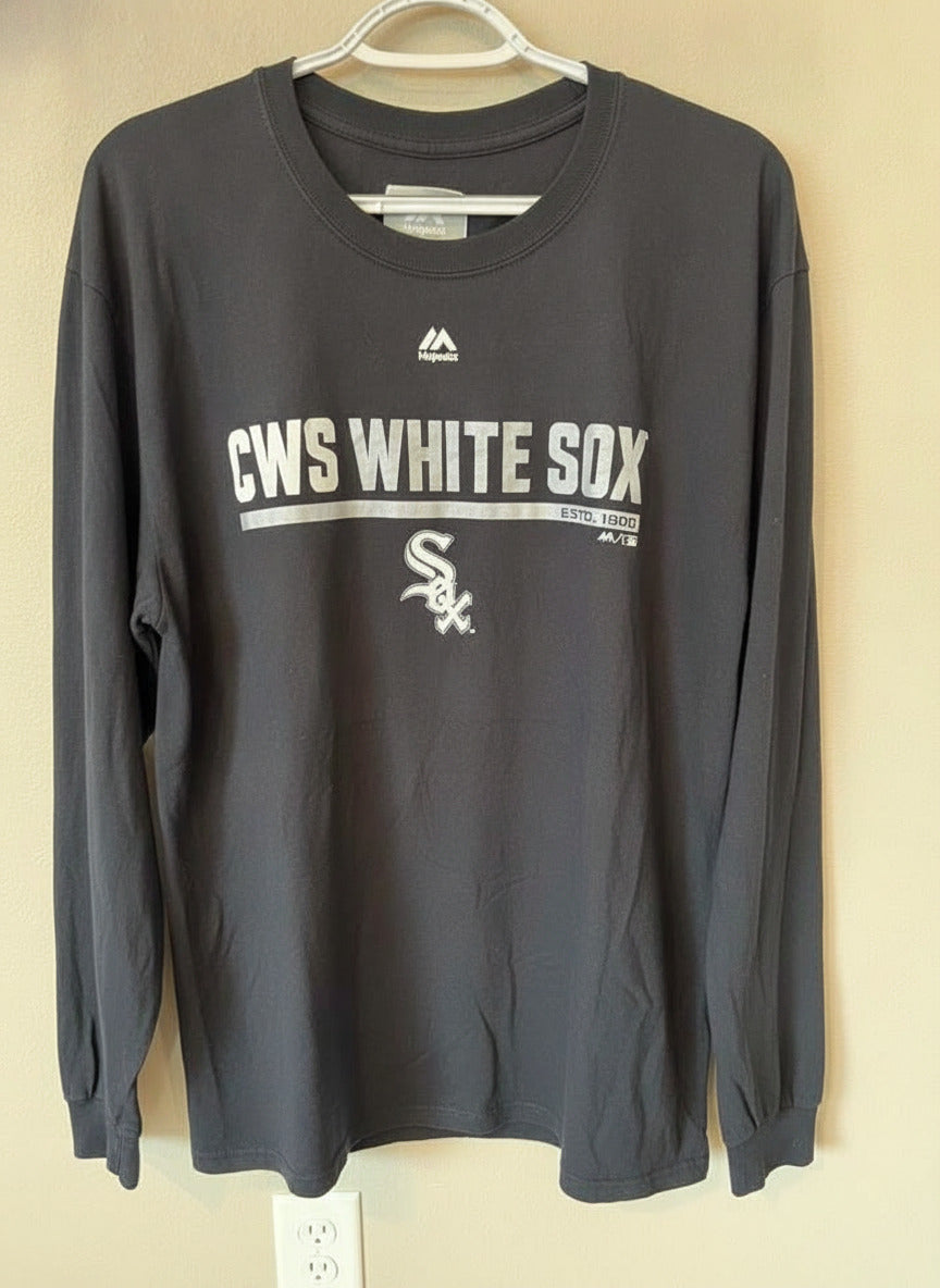 Chicago White Sox Long Sleeve Shirt NWOT - Mens XL
