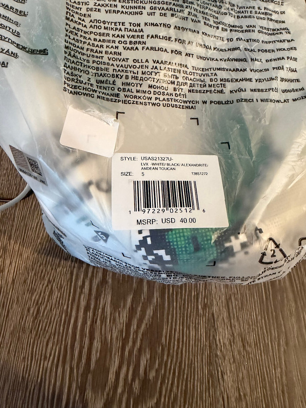 Umbro Neo Swerve Soccer Ball Size 5 - PRICE DROP!!