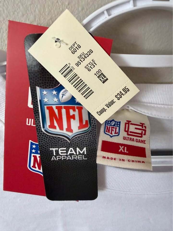 Kansas City Chiefs T-Shirt - Men's XL