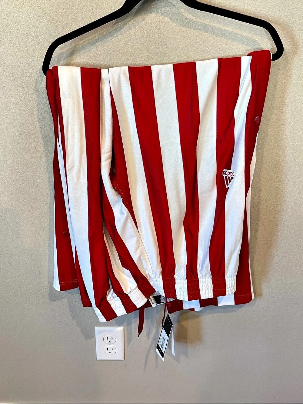 Indiana Hoosiers Sweat Pants in Red & White Size - Women’s Large/Men's Med