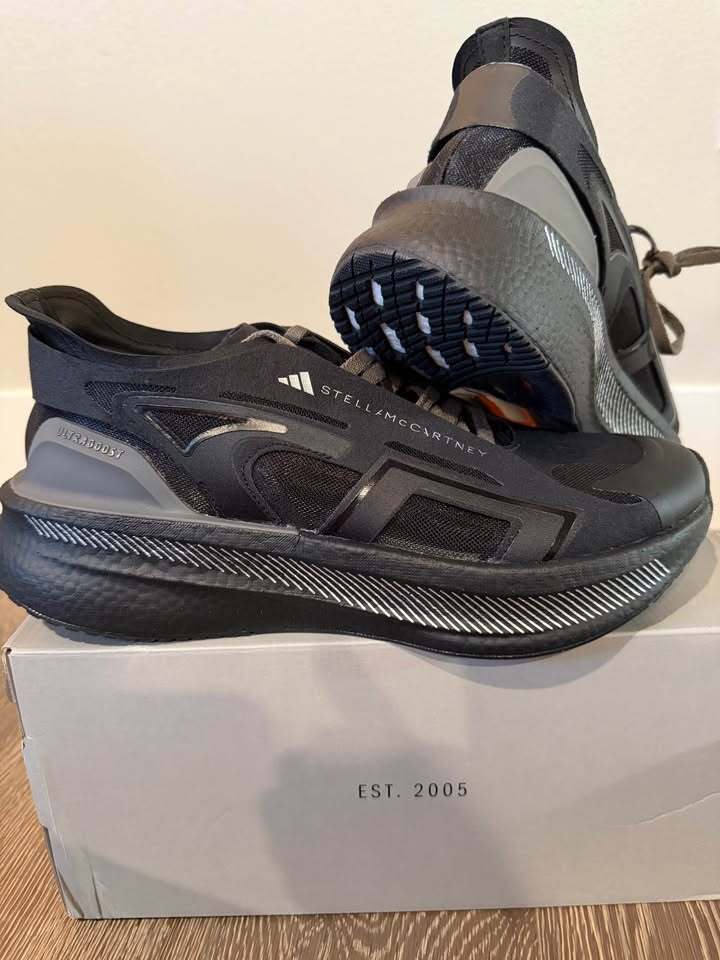 adidas Stella McCartney Ultraboost 5 - Unisex -- Women’s 9/Men's 8