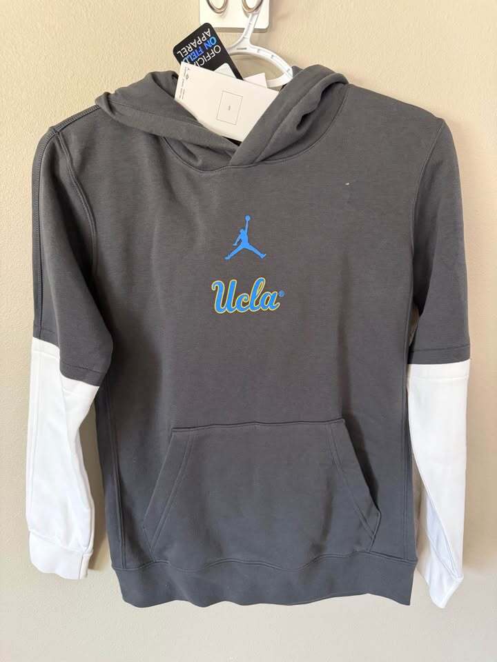 UCLA Bruins Nike Club Hoodie -  Youth Size Medium