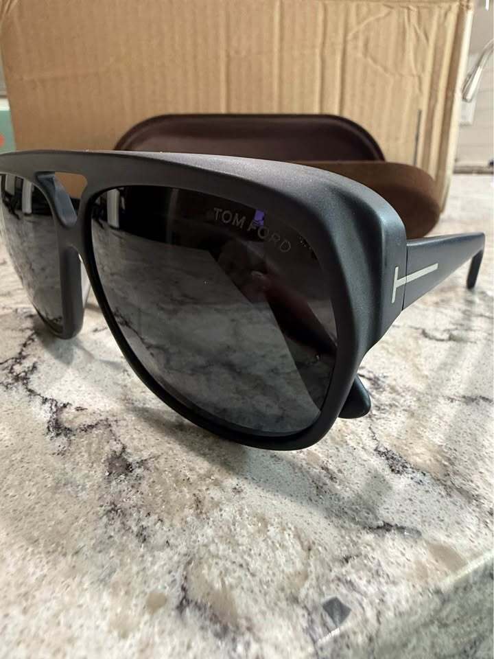 Tom Ford Jayden Sunglasses - REDUCED PRICE!