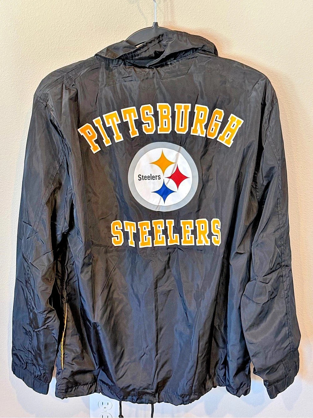 Pittsburgh Steelers NFL Jacket Black Size Men’s Medium/Women’s Large