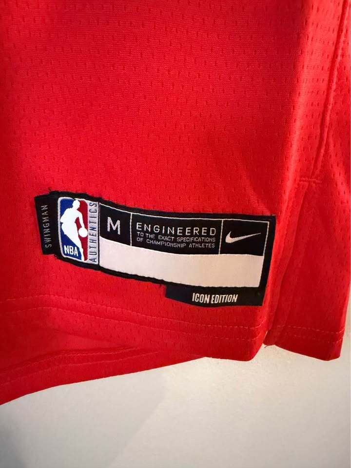 Chicago Bulls - Coby White #0 Swingman Jersey - Youth Medium - PRICE DROP!!