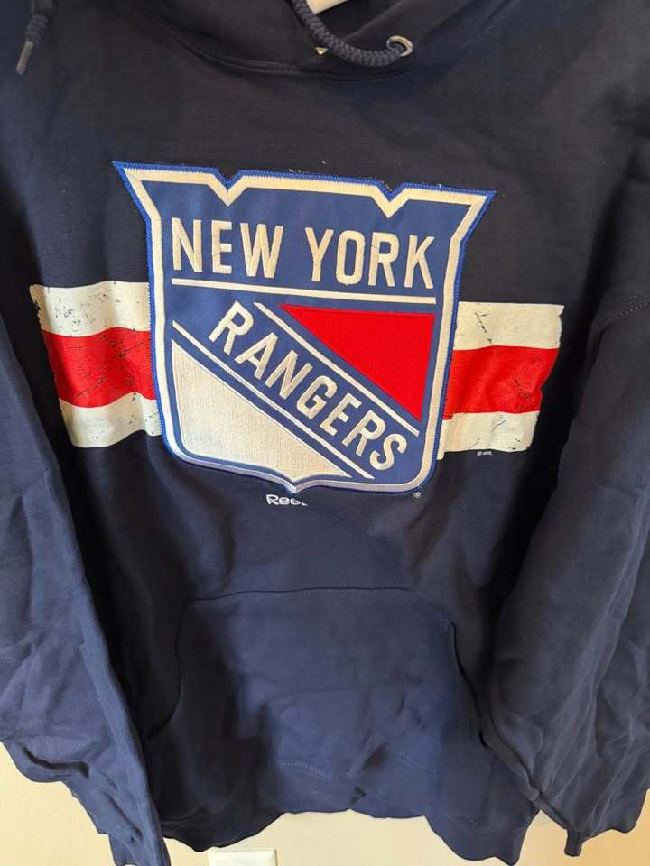 New York Rangers Hoodie - Men’s XL