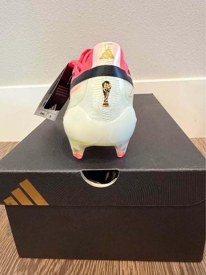 Adidas FIFA F50 Elite FG Messi Triunfo Estelar - US Men 6.5/Women 7.5