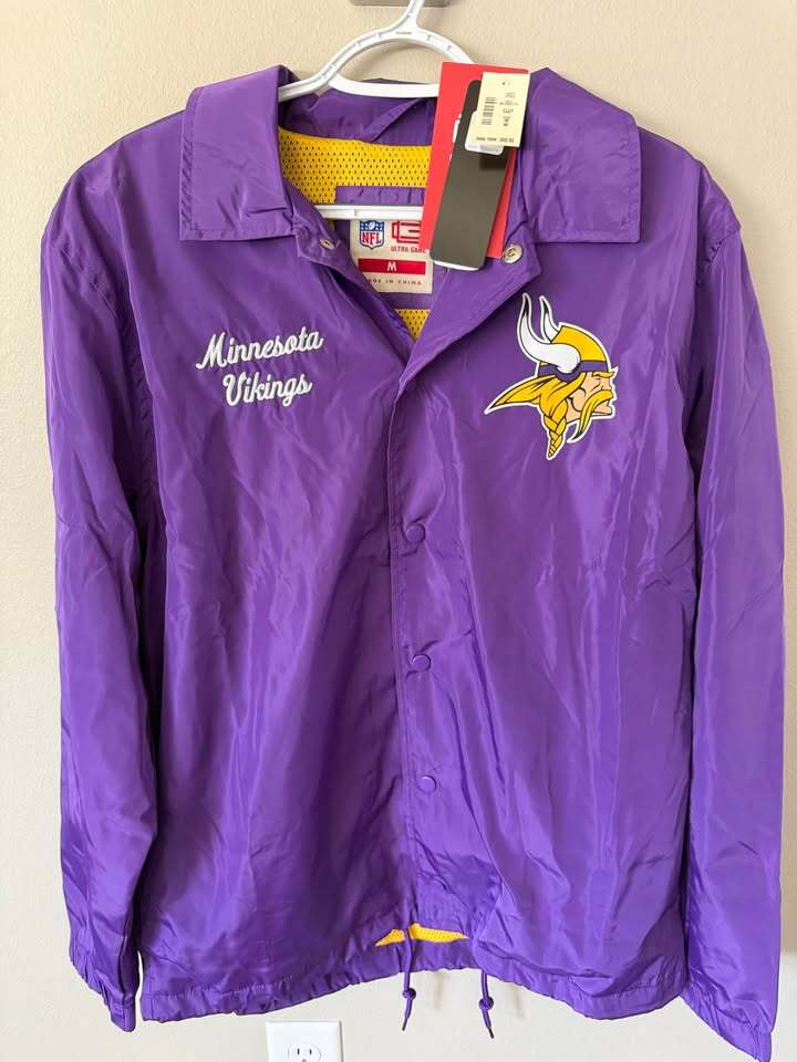 Minnesota Vikings Coaches Jacket - Men’s Medium