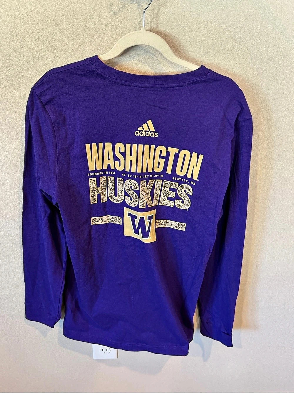 Washington Huskies, Adidas Fresh Long Sleeve Tee - Men's Medium