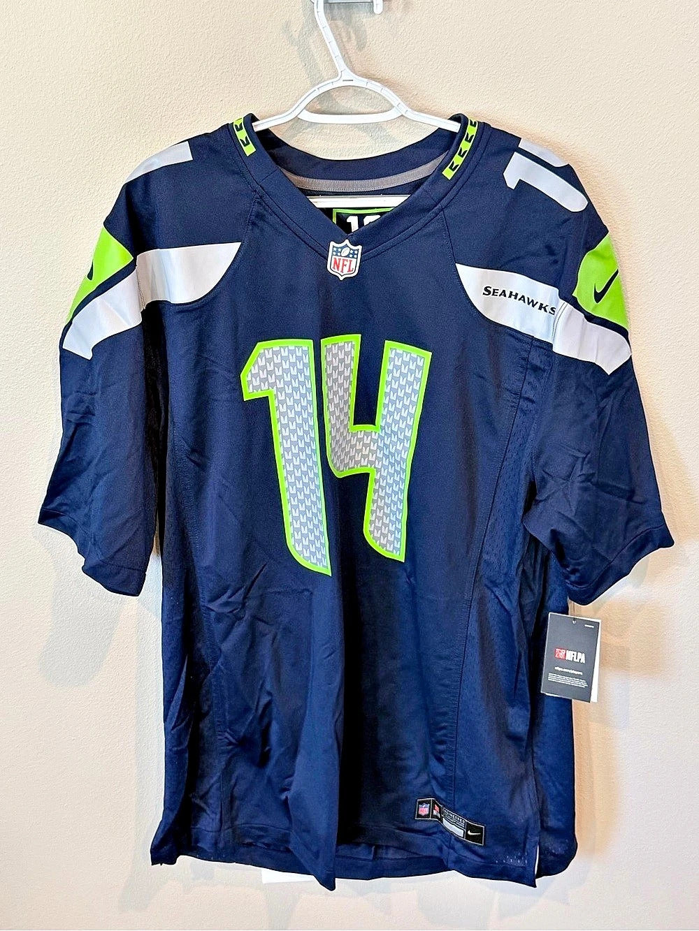 DK Metcalf - Seattle Seahawks jersey Men's XL