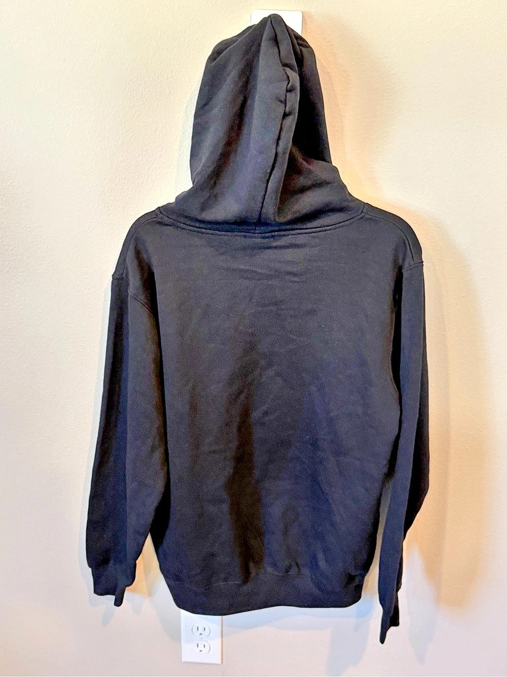 Miami Hurricanes College Hoodie Black Size Men’s Medium/Women’s Large