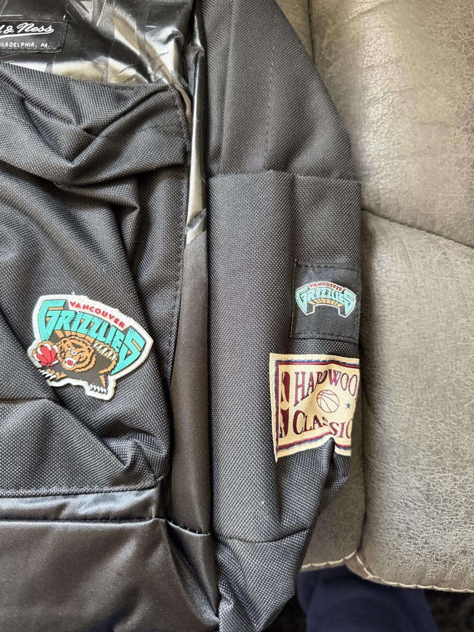 Vancouver Grizzlies Back Pack - PRICE DROP!! HALF OFF!!
